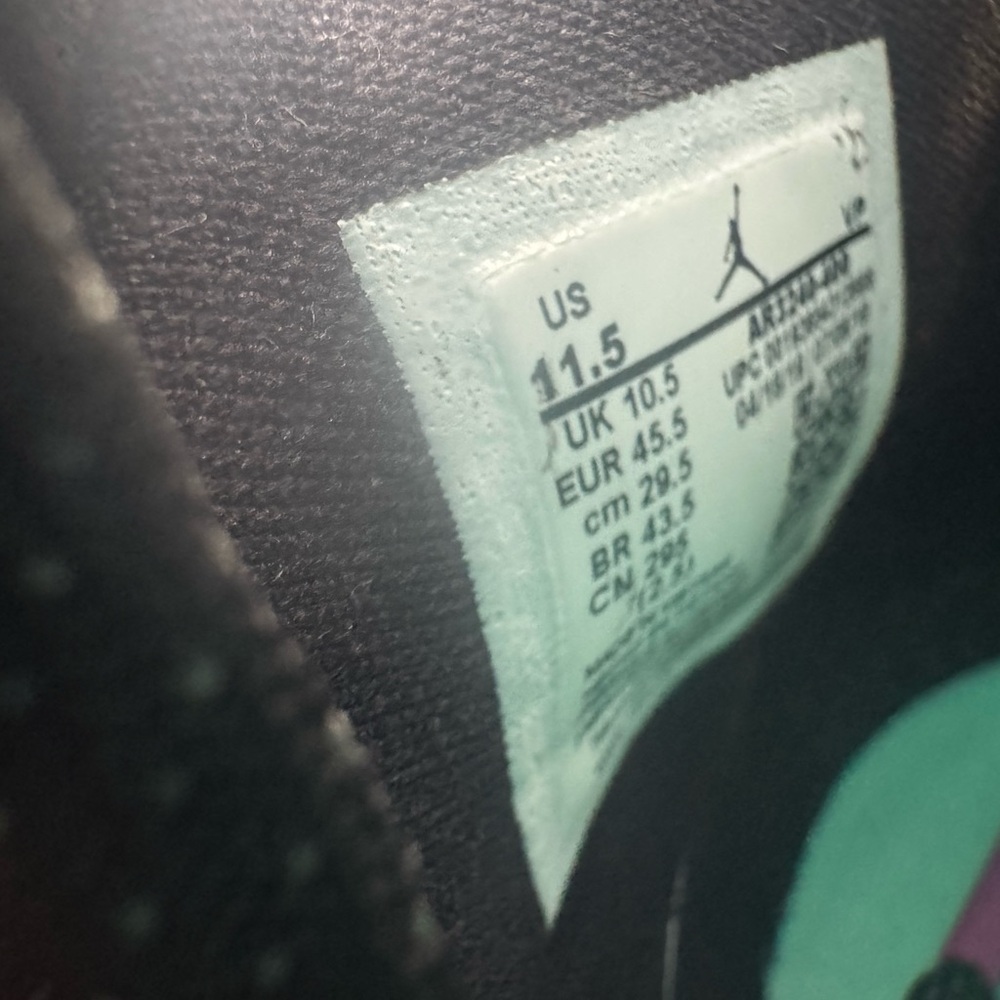 Air Jordan XXXIV Athletic Shoes - Picture 5 of 12